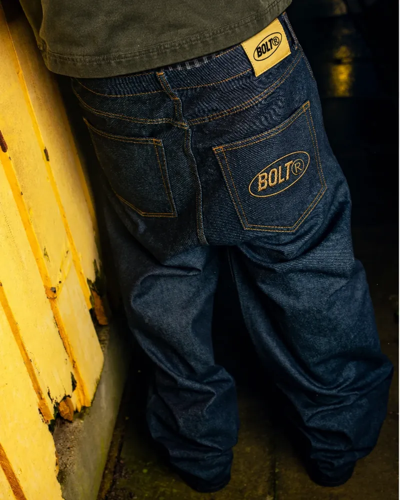 BOLT CLUB streetwear — editorial 3